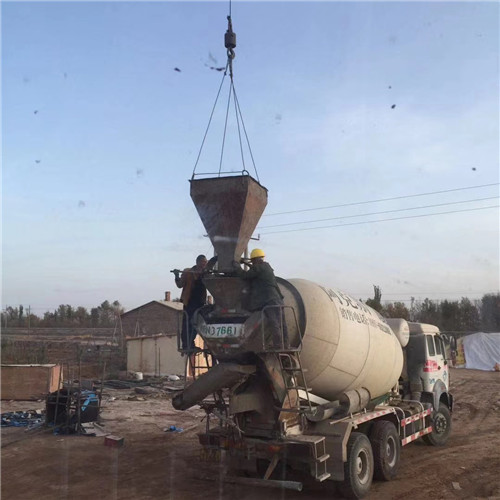 灵宝市“精准瞄准”—— 吊车的 “定位导航” 技术